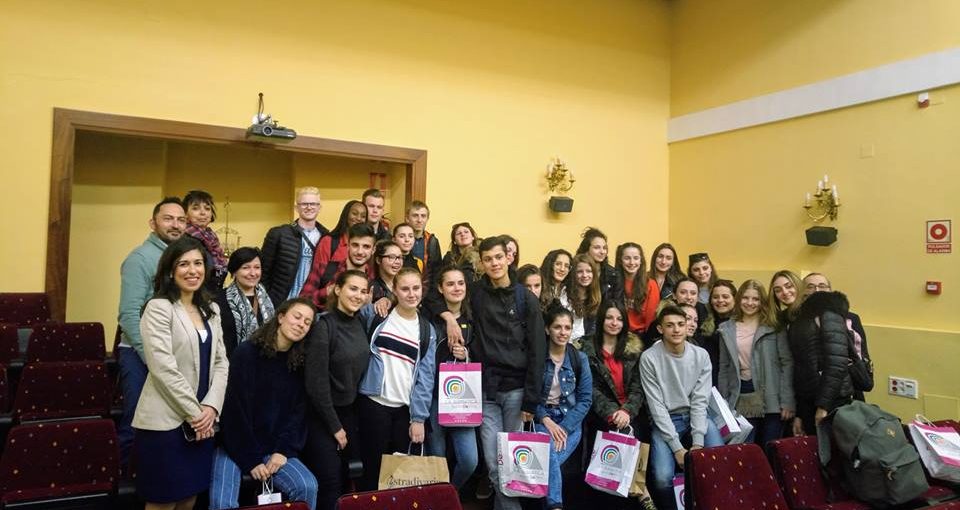Recepción en el Ayuntamiento de Lucena al alumnado y profesorado del intercambio con Francia.